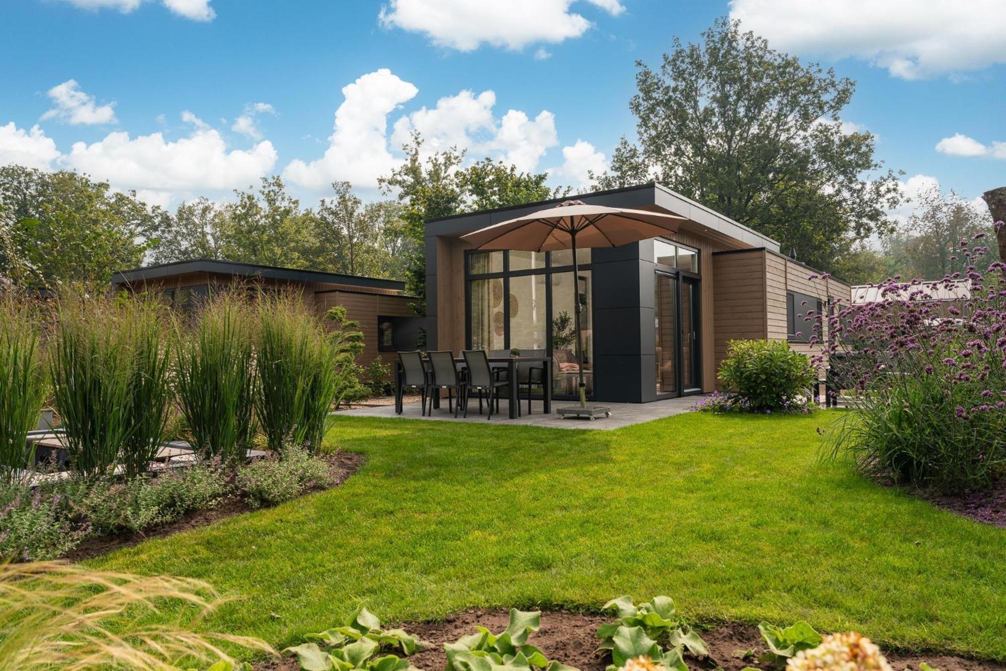 Veluwepark De Bosgraaf | Comfort Met Hottub Lieren Esterno foto